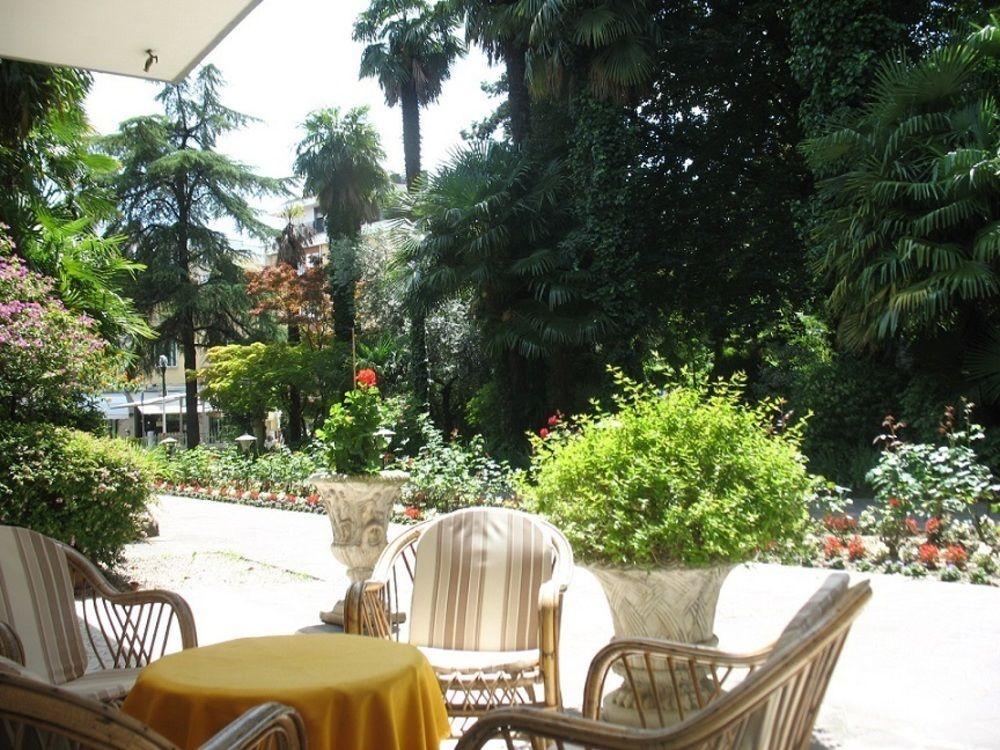 Hotel Terme Villa Piave Abano Terme Exterior foto