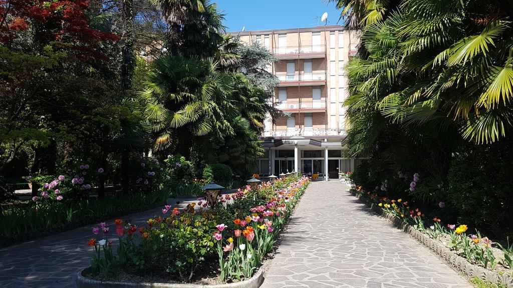Hotel Terme Villa Piave Abano Terme Exterior foto