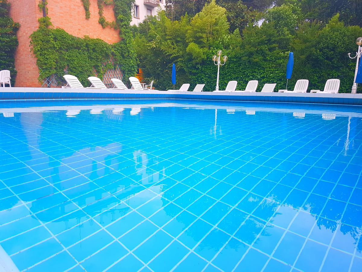 Hotel Terme Villa Piave Abano Terme Exterior foto